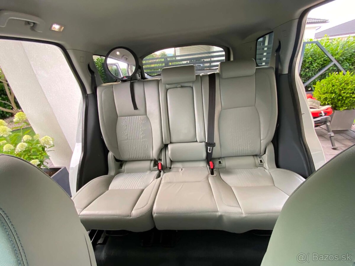Land Rover Discovery Sport - 4