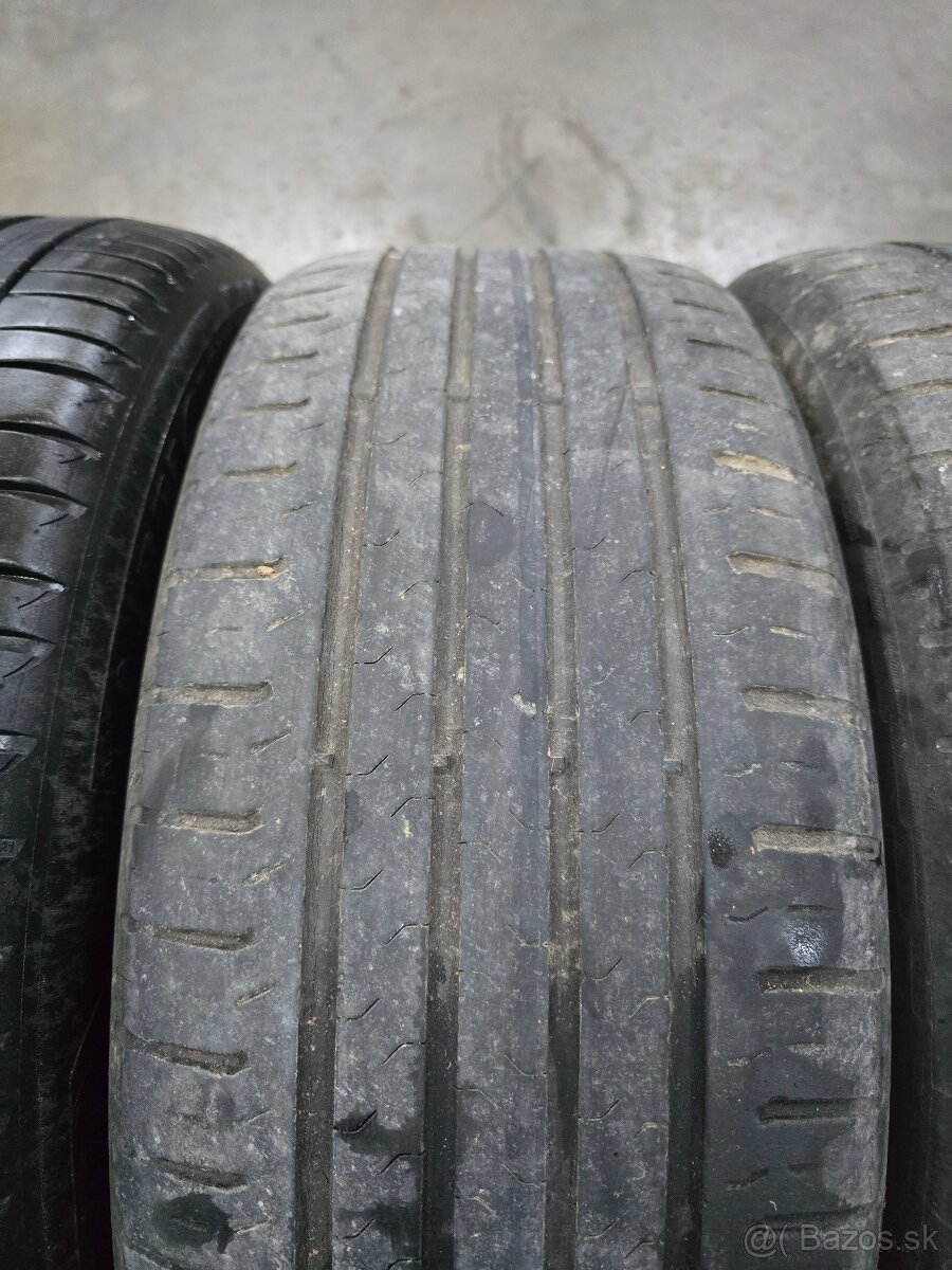 Predam letne pneu 215/55 R17 - 4