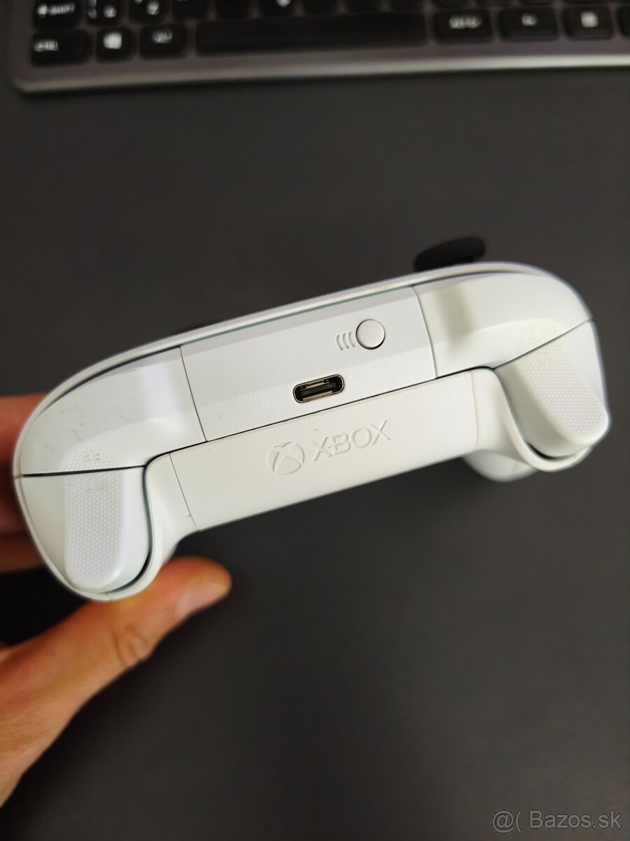 Ovládač Xbox Series - 4