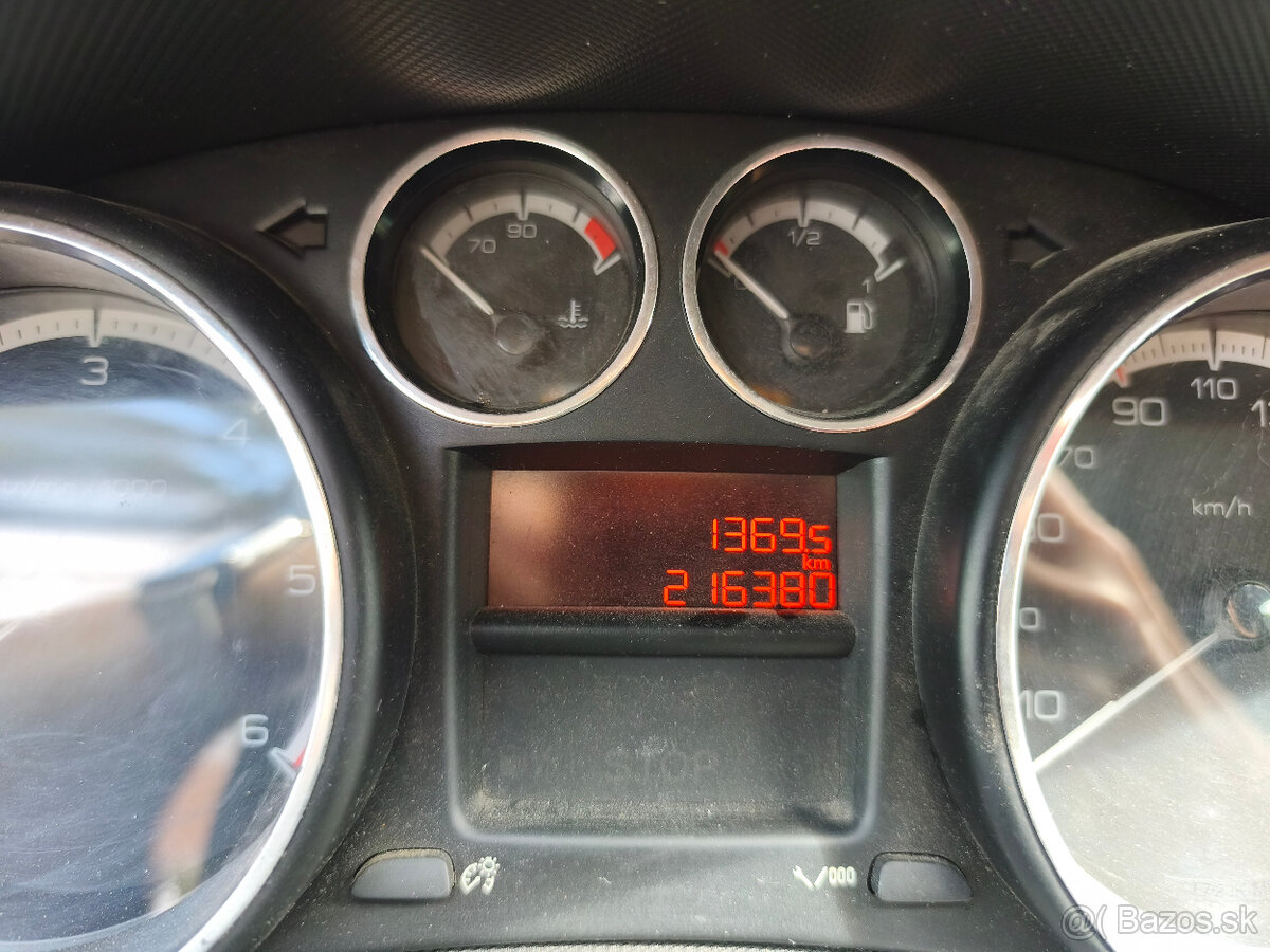 Peugeot 308 - 4