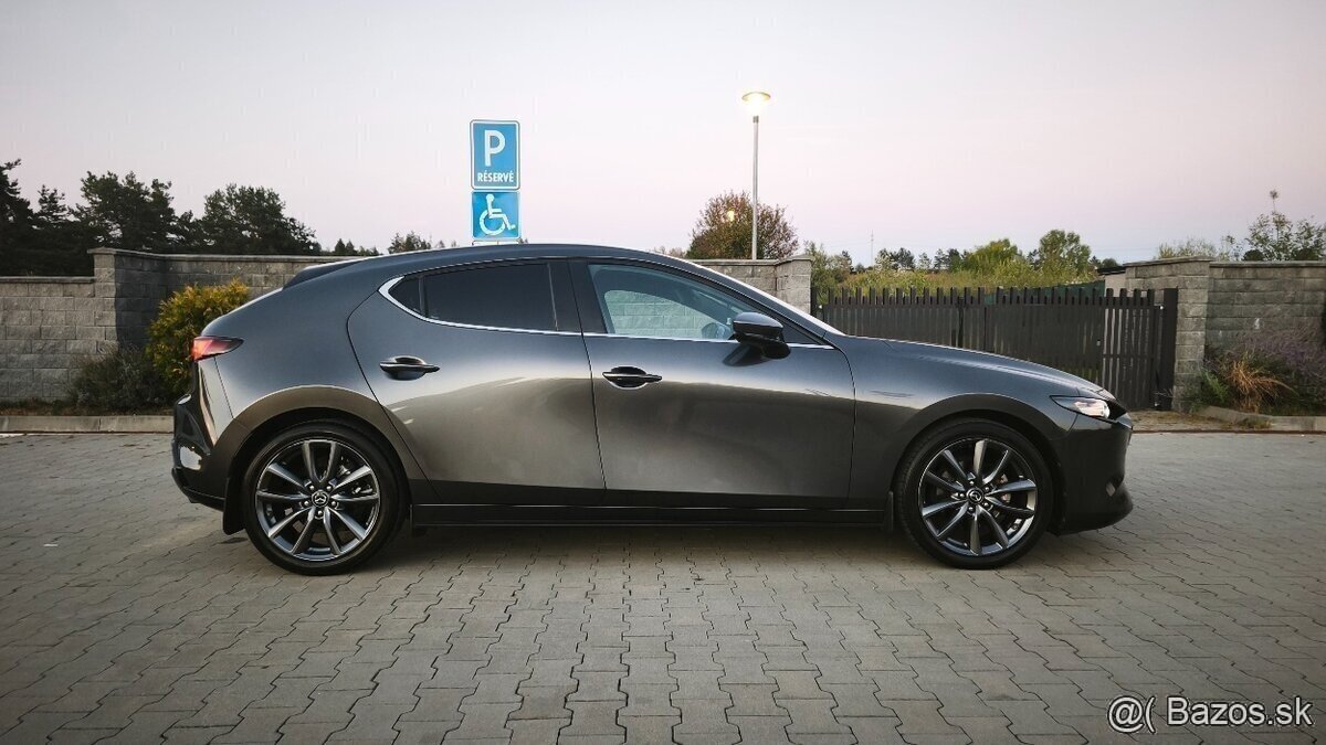 Mazda 3 2.0 Skyactiv G122 Plus - 4