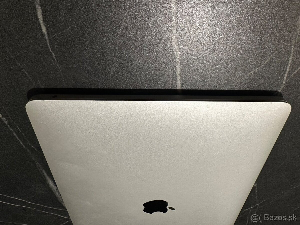 Macbook Pro 13” A1708 - 4