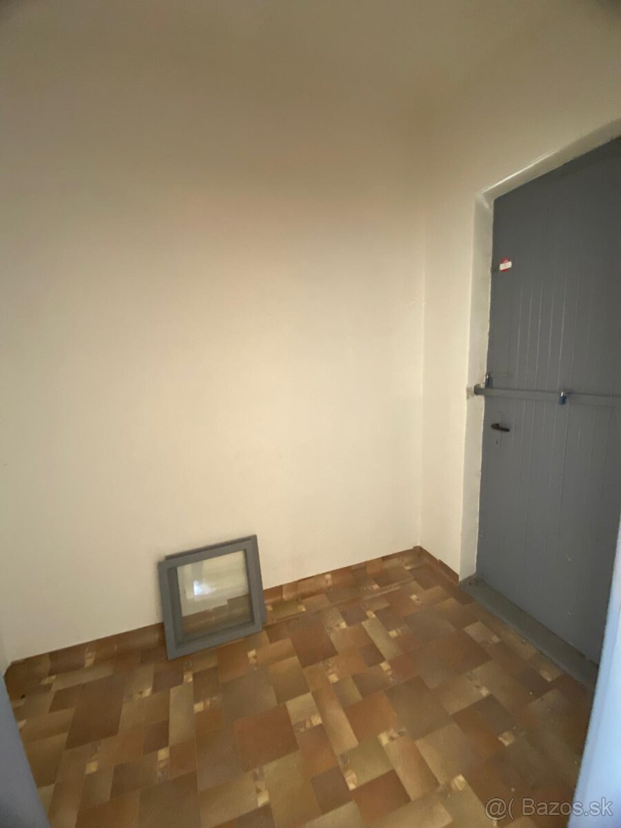 PRENÁJOM nebytových priestorov v obci Medovarce - 4