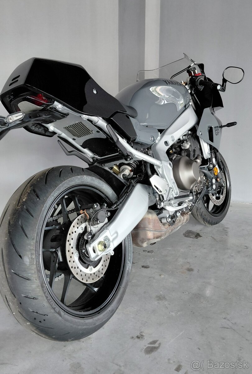 Yamaha XSR 900 GP - 4