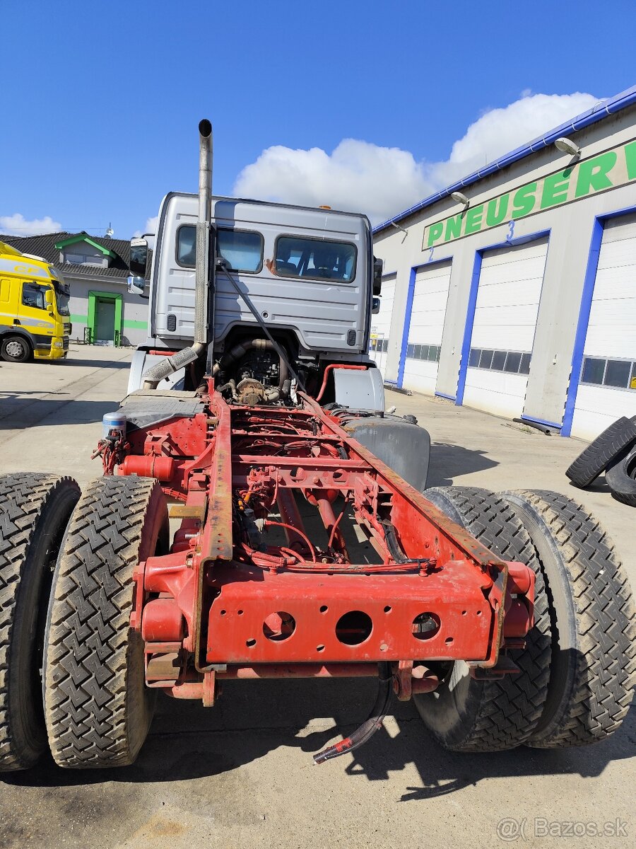 Mercedes-Benz AXOR 4x2 s novou korbou 4 m - 4