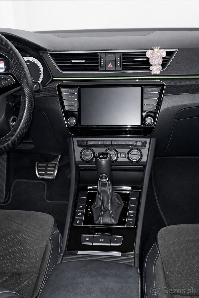 Predám Škoda Superb - 4