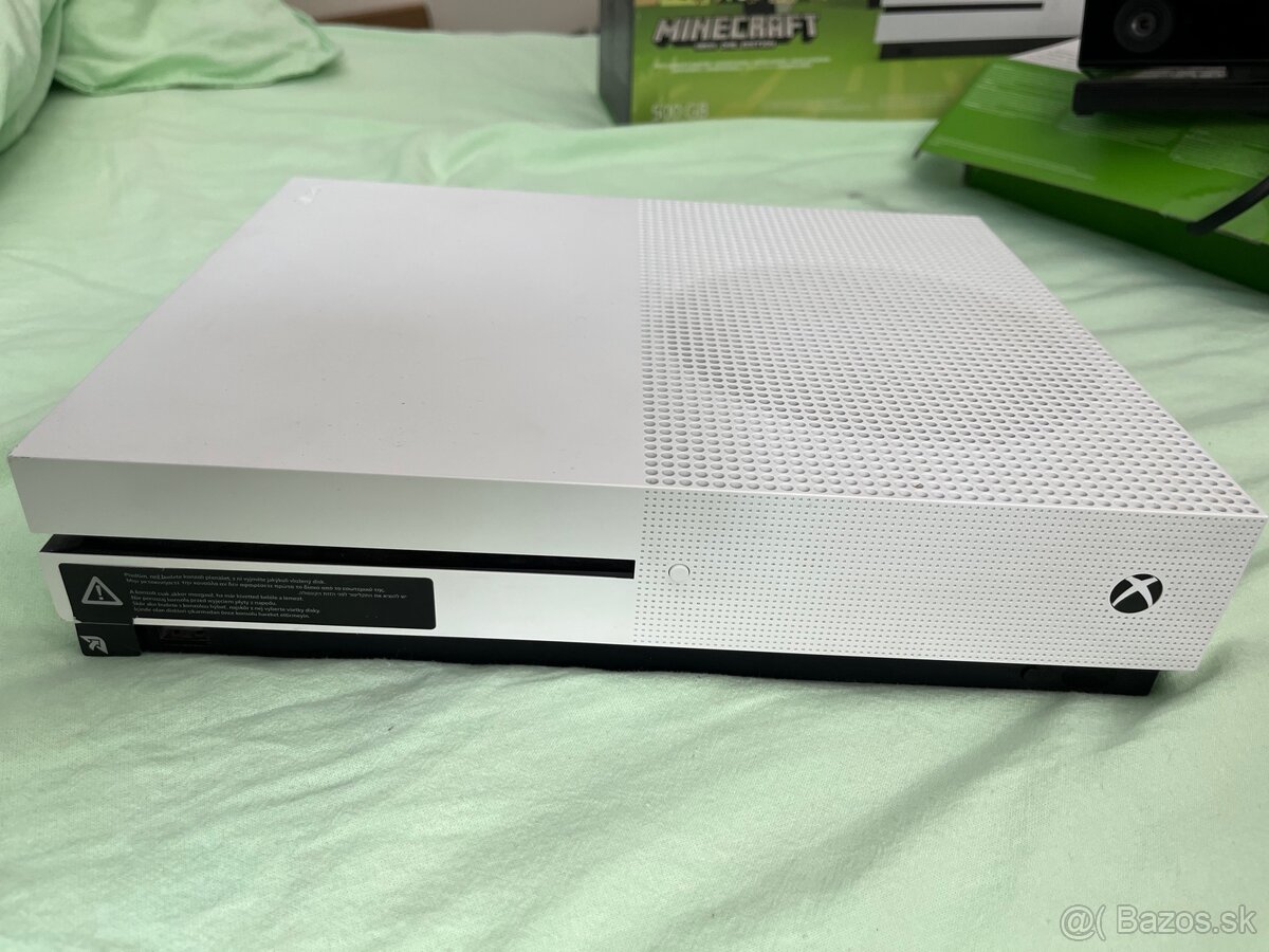 X box one kinect 4x-ovladac 3x-hra - 4