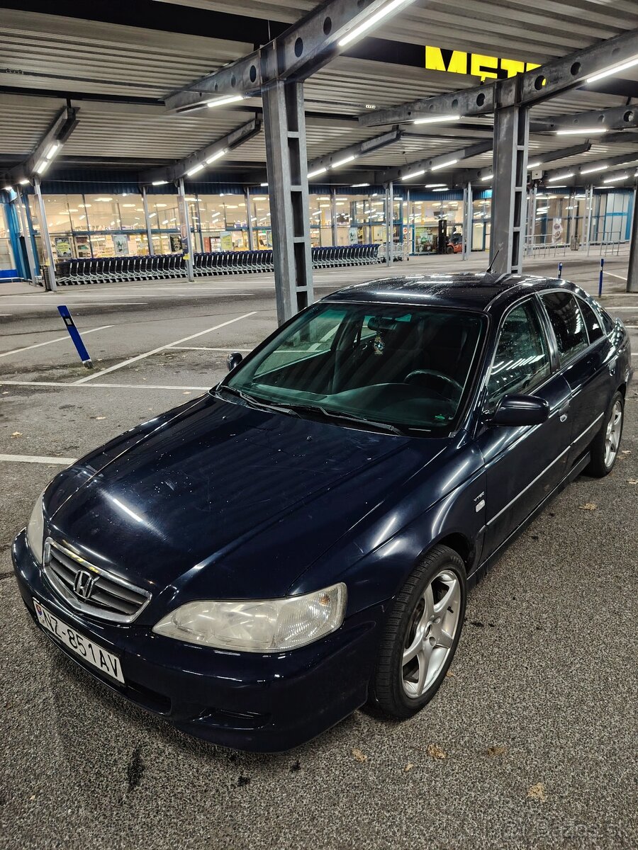 Honda Accord 1.8 vtec - 4