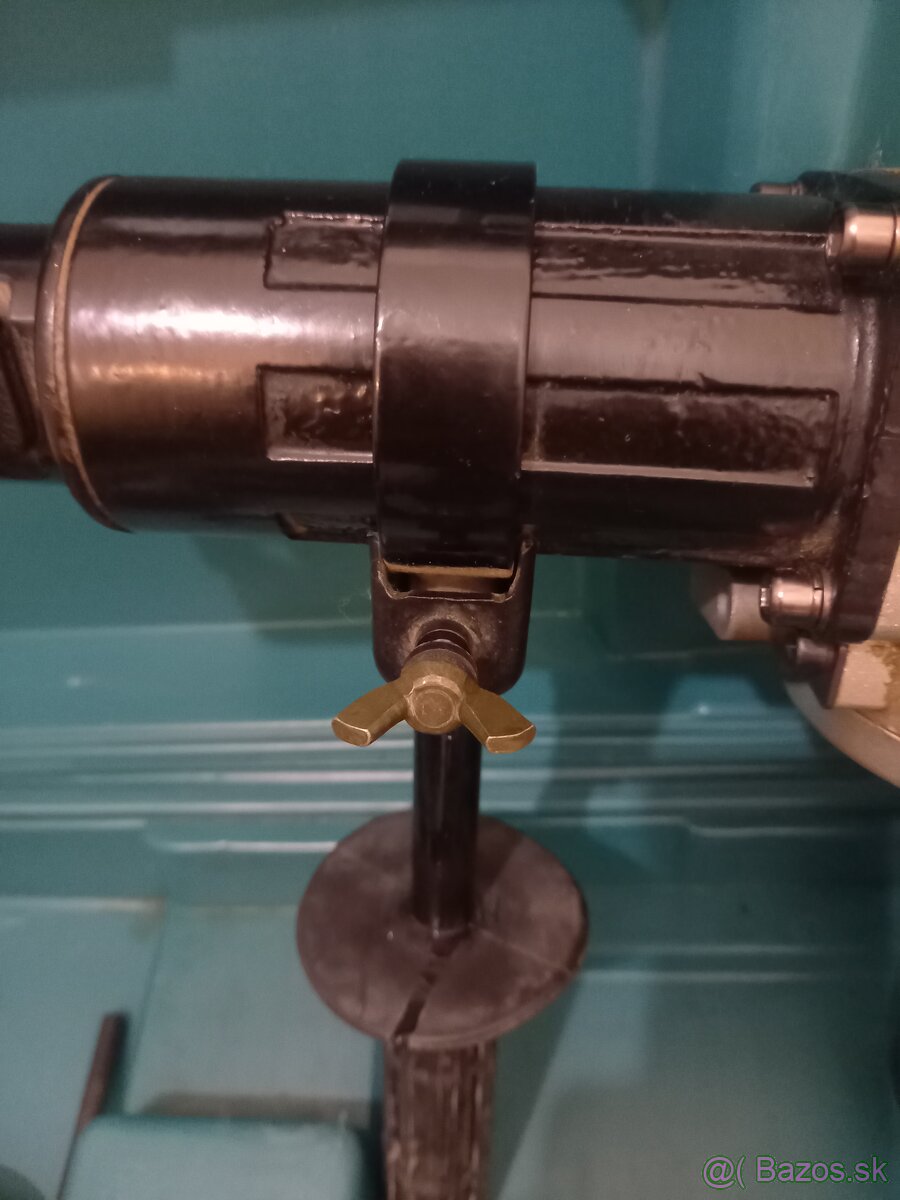 Sekacie kladivo WRC vykonné 900W - 4