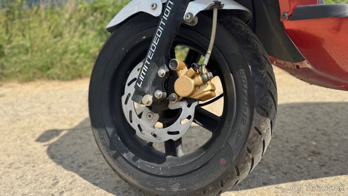 Skúter cpi 49cm3 - 4