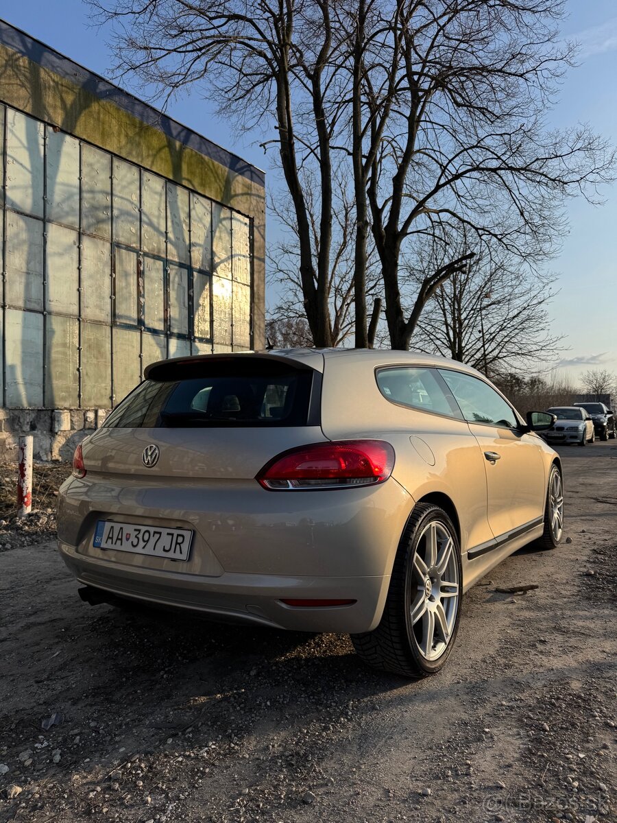 Volkswagen Scirocco 2.0TDI 2010rok - 4
