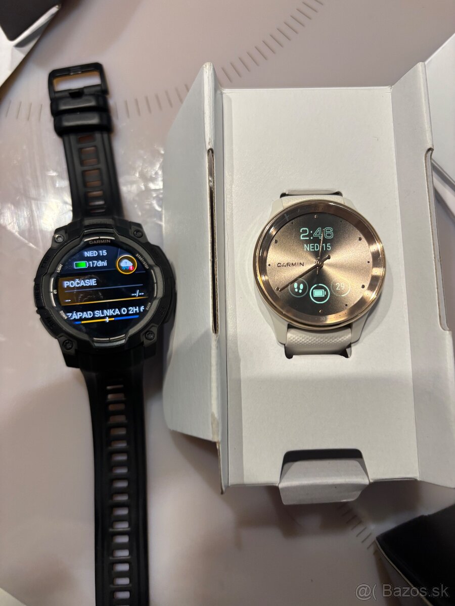 Garmin Instinct 3 45 mm AMOLED Black/Black band - 4