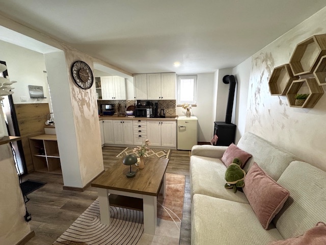 Na predaj celoročne obyvateľná chata v lokalite Elsvit - 4