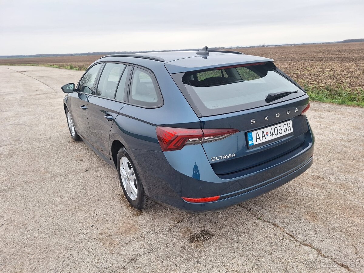 Škoda Octavia kombi 2.0 TDI SCR Ambition DSG - 4