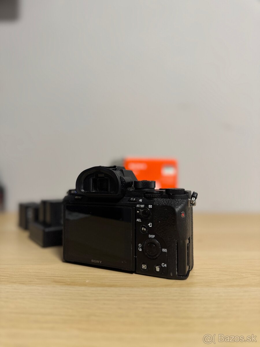 PREDÁM Sony A7Sii + Sony FE 28mm F2 - 4