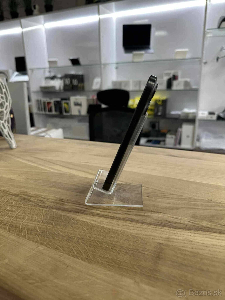 iPhone 15 Pro - 128 GB - 88% Zdravie - 4