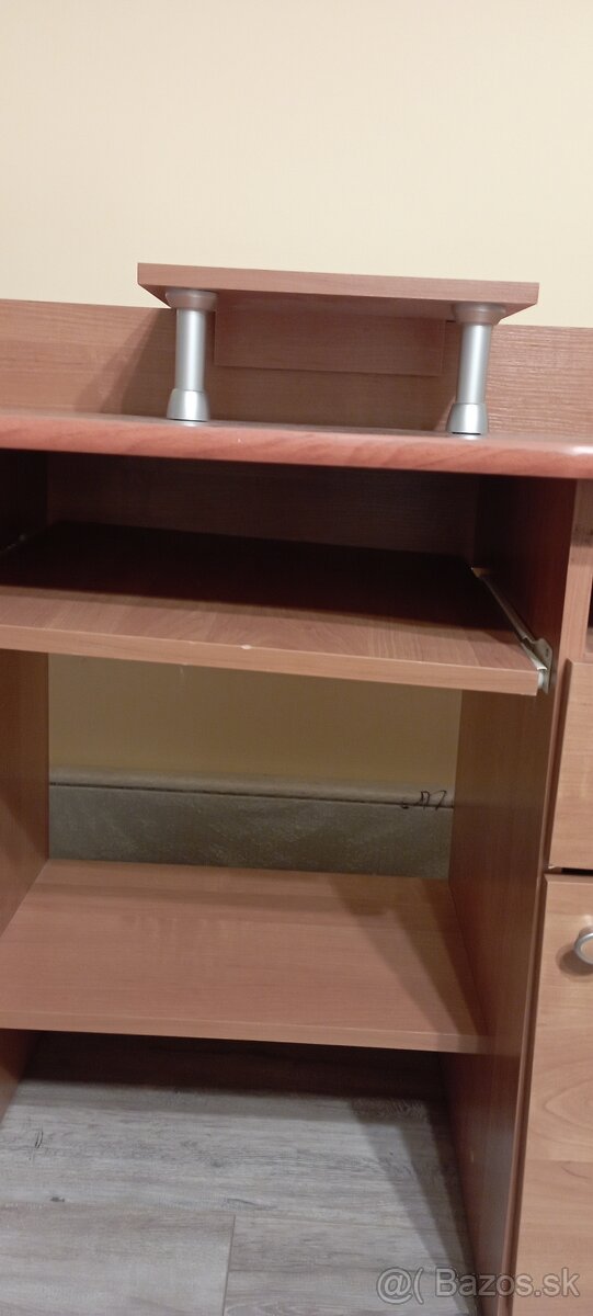 Písací stôl - 4