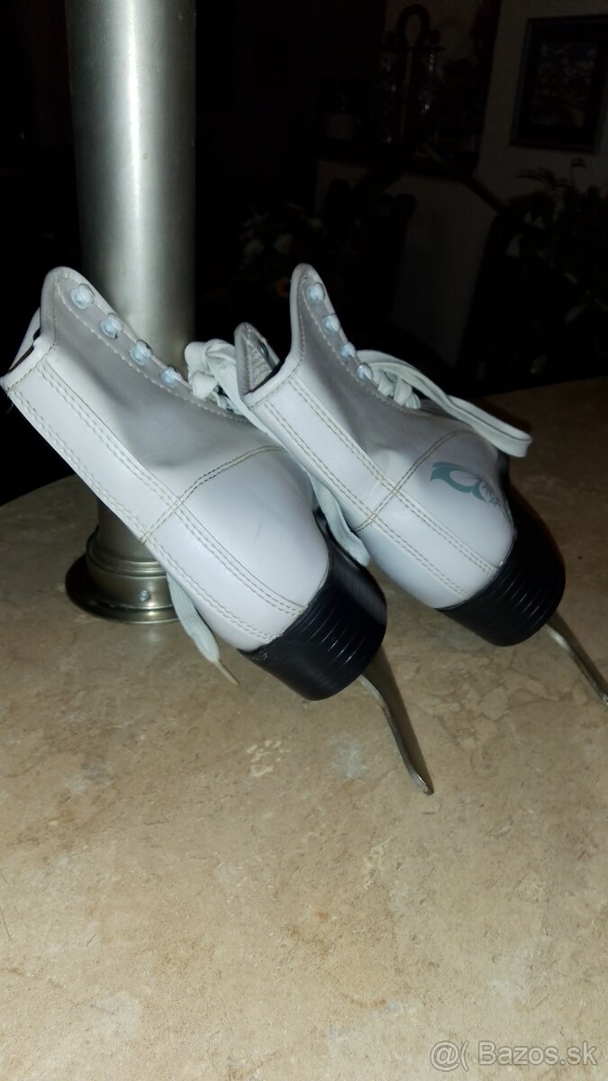 Dievčenské korčule číslo 34 - 4