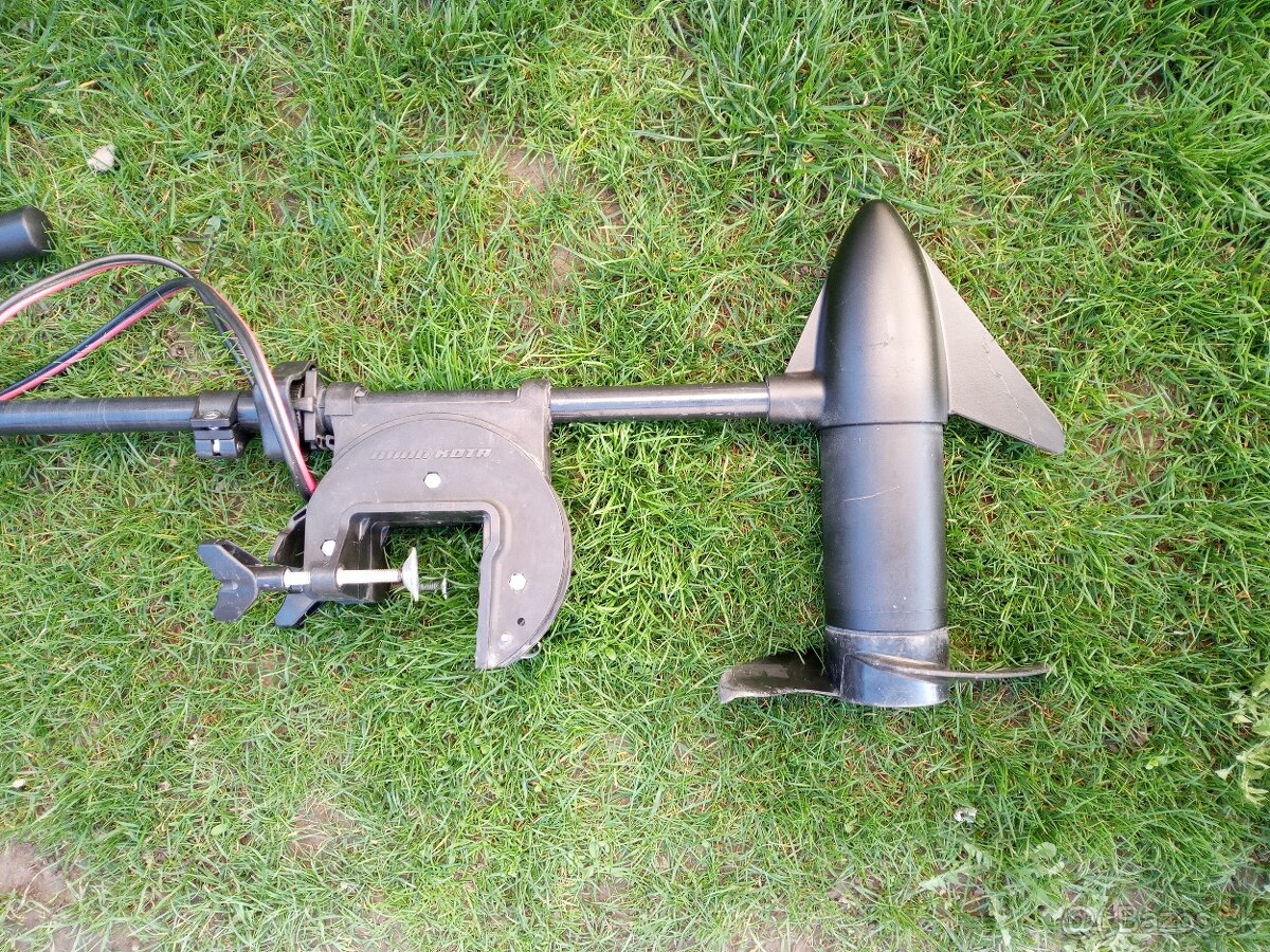 Predám elektromotor Minnkota Traxxis 55 - 4