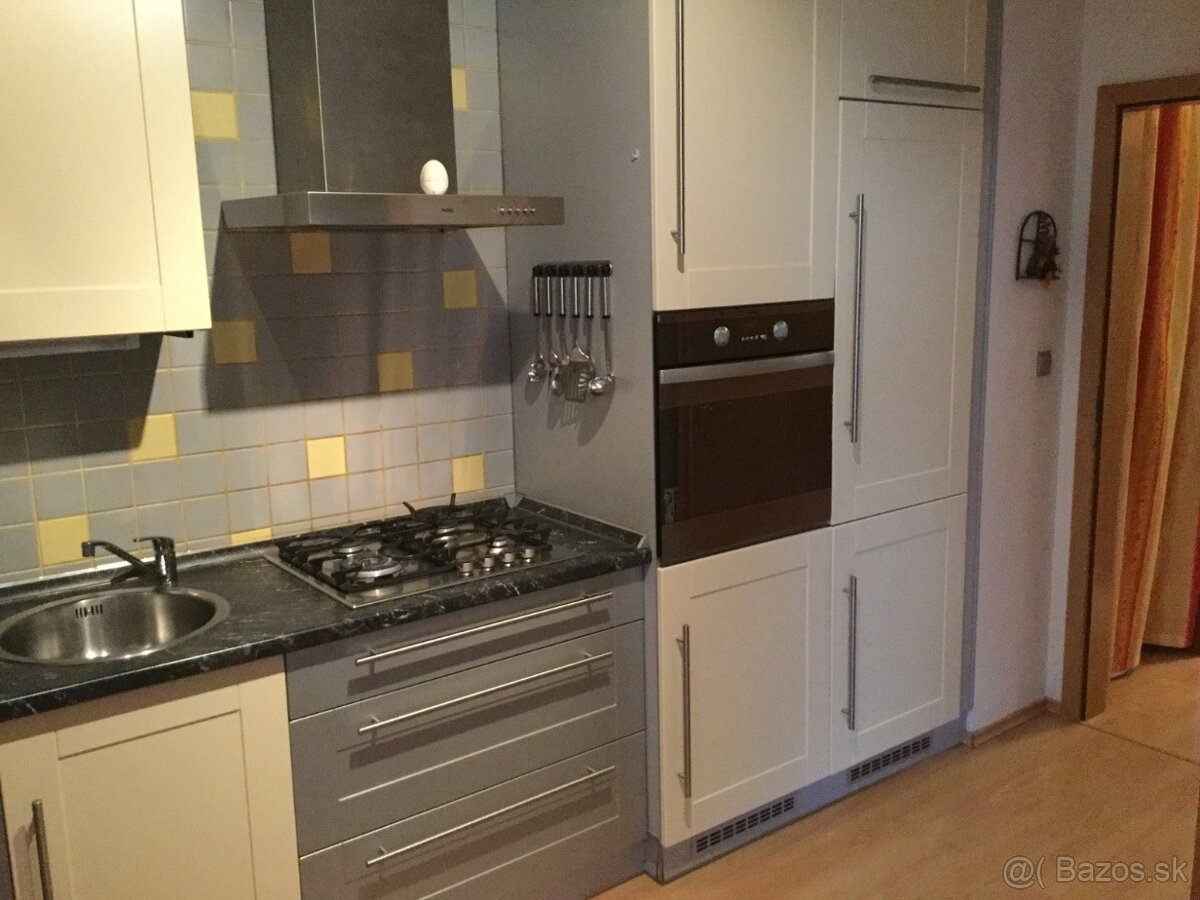 Prenajom izby v 2izb. byte Gercenova, Petrzalka - 4