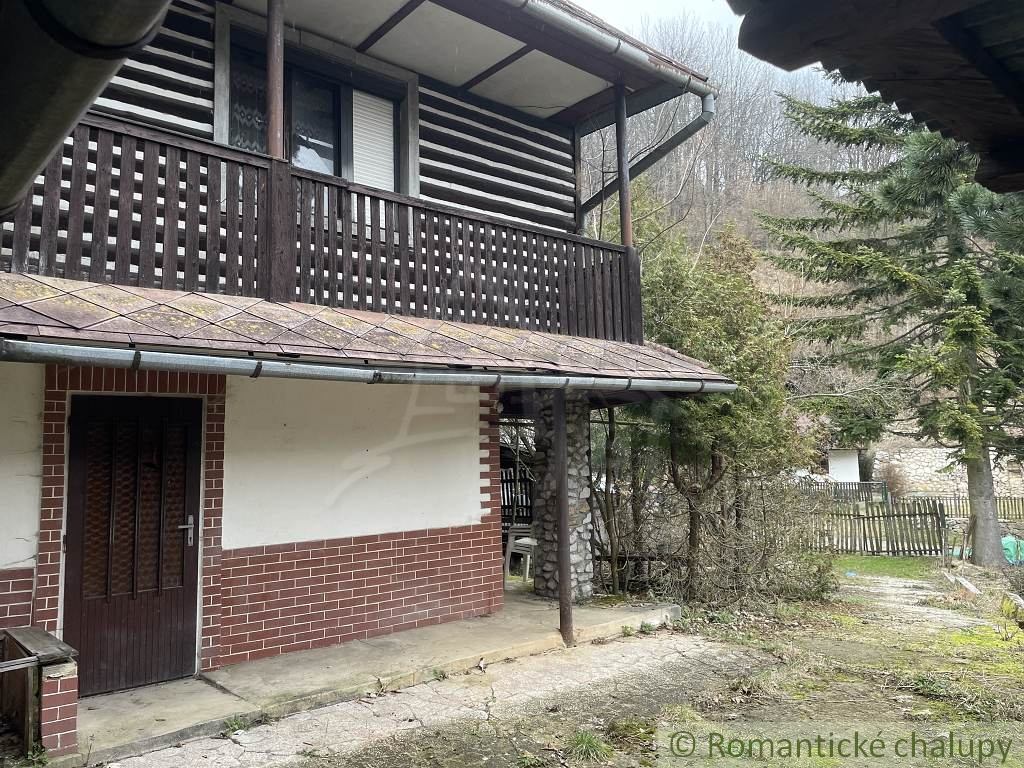 Dom na rekonštrukciu v chalupárskej obci Hačava. Nová cena - 4