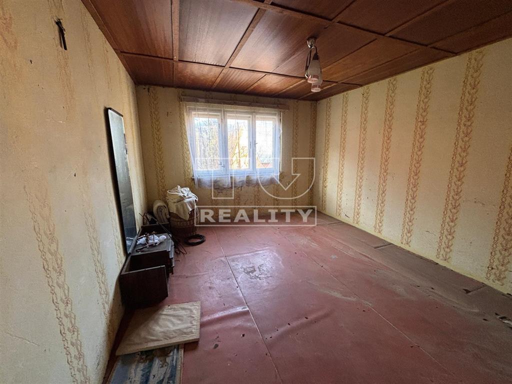 RODINNÝ DOM NA POZEMKU 629M2 ČERVENÝ KAMEŇ - 4