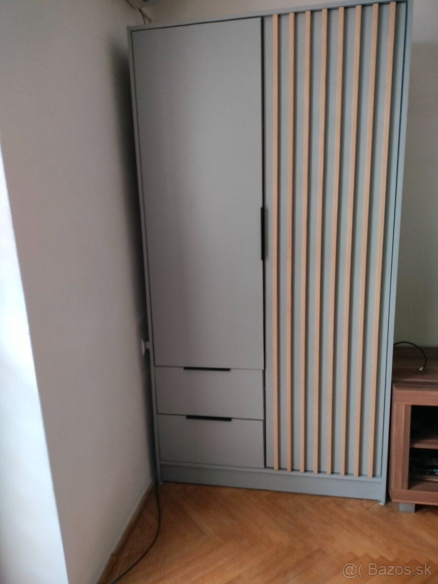 Skriňa Wilsondo - 4