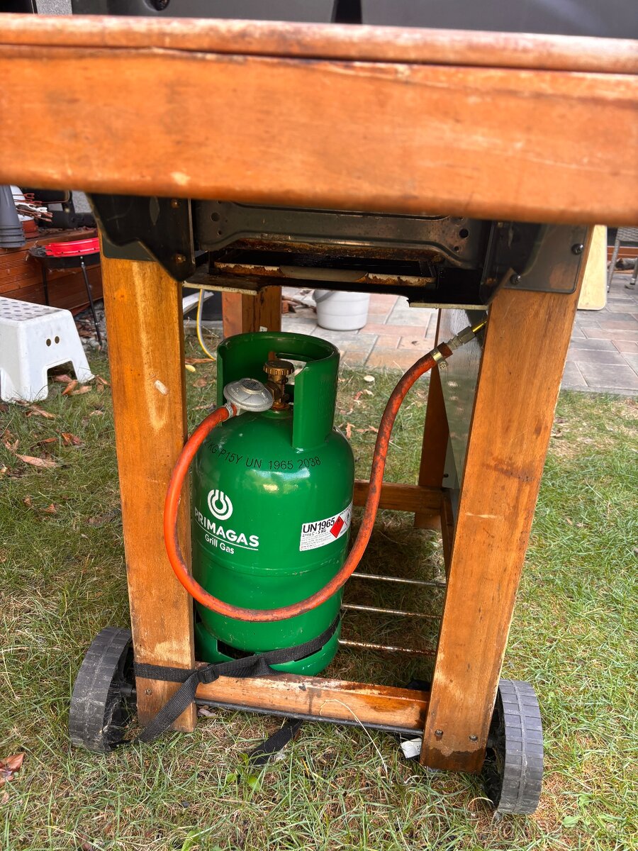 Plynový gril - 4