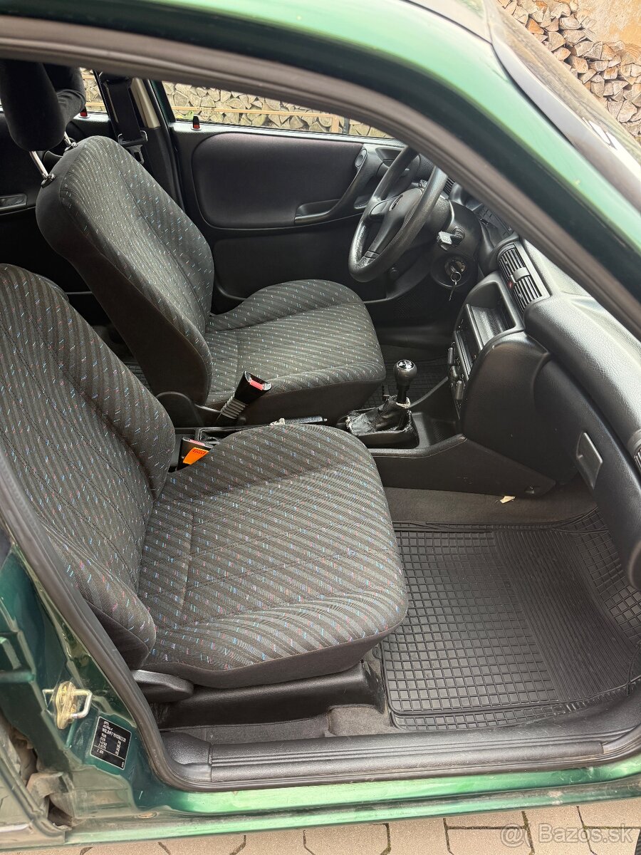Opel astra 1,6, benzin, 2001, zimne pneu, - 4