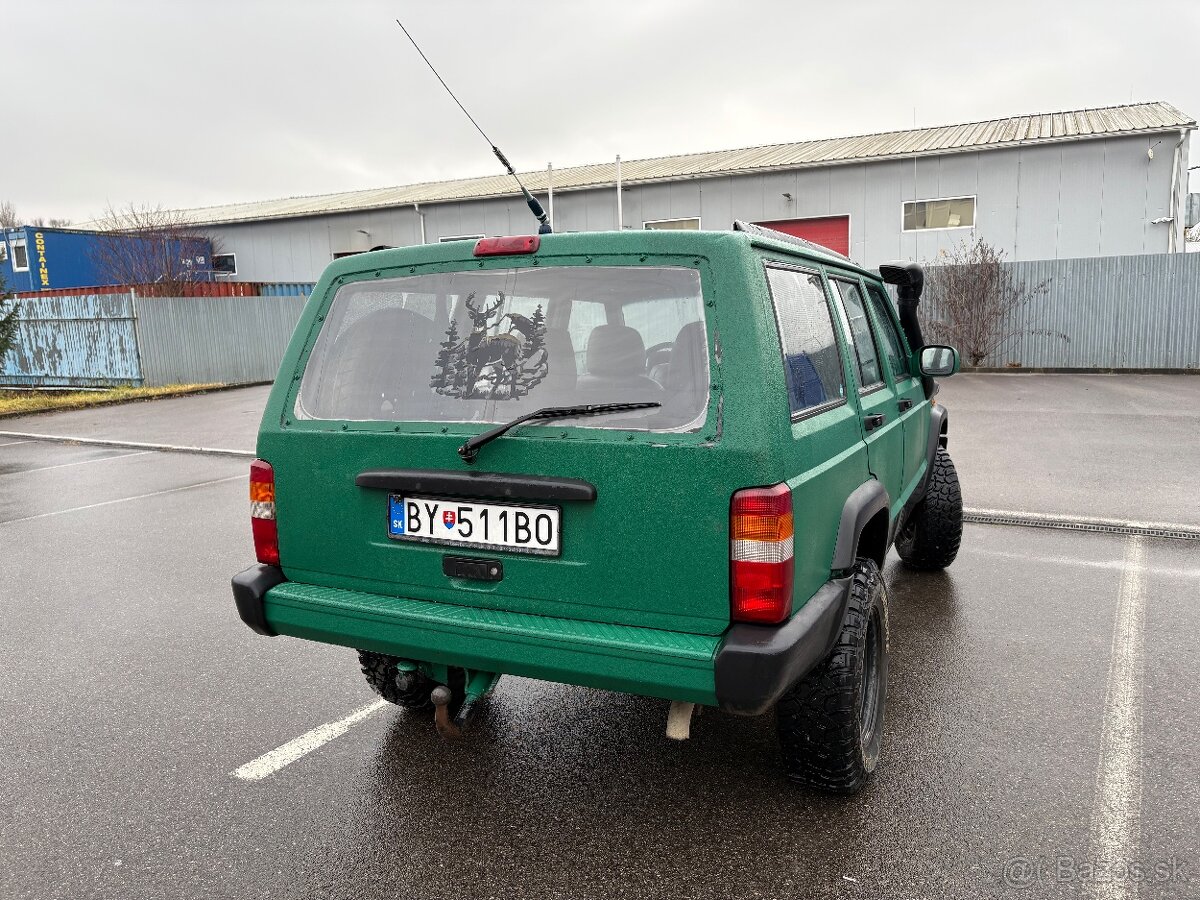 Jeep Cherokee Xj 2.5TD - 4