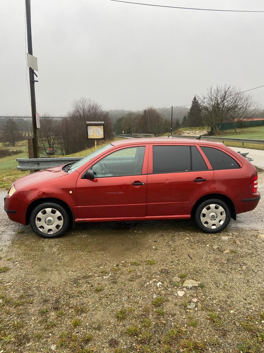 Škoda Fabia 1.4 MPI - 4