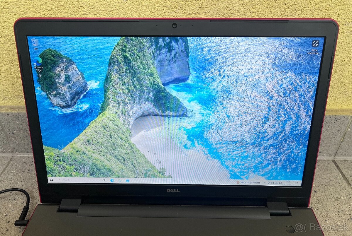 Dell Inspiron / AMD A8-7410 / 8GB RAM / 256GB SSD / 17.3" - 4