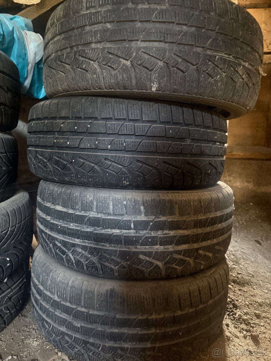 Zimné pneu PIRELLI SOTTOZERO 215/45 R18 93V - 4
