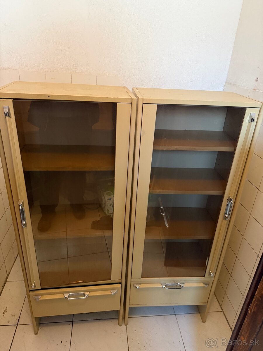 Darujem obývačkový nábytok - 4