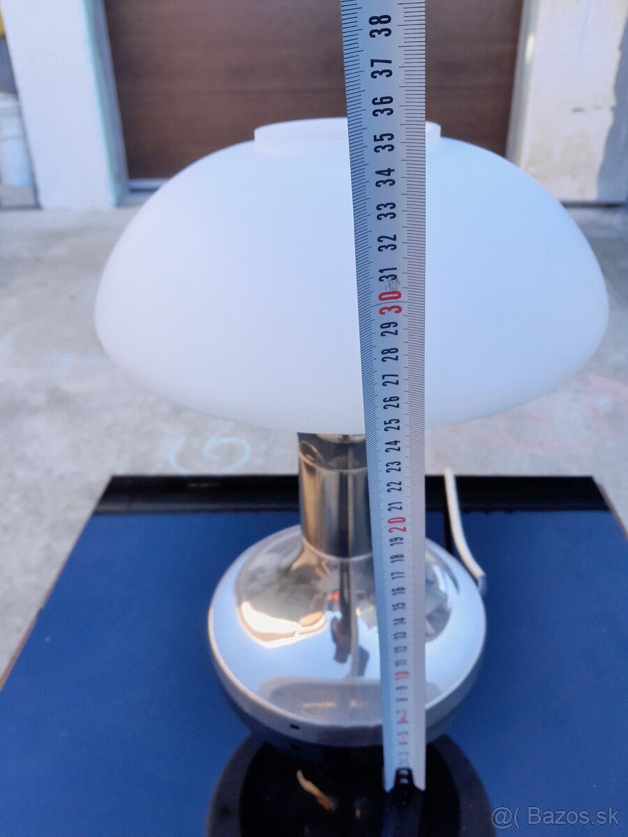 Predám retro kovovú lampu - 4