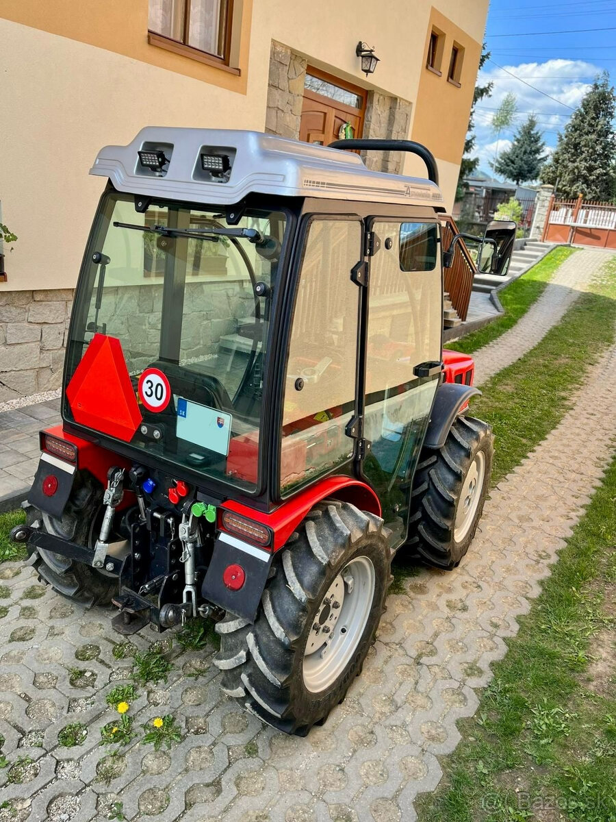 Malotraktor AGT 850 NR + kabina - 4