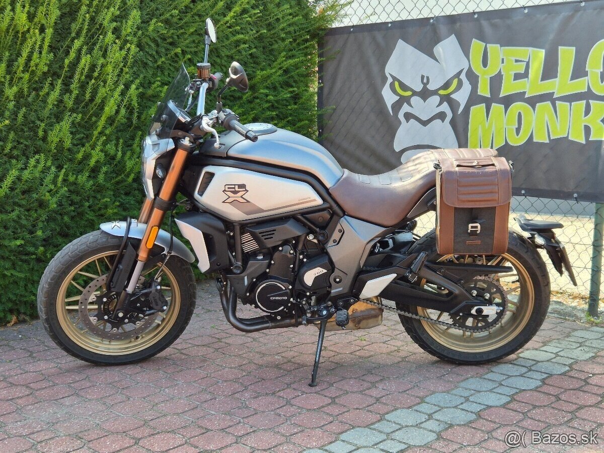 CFMOTO CLX 700 - 4