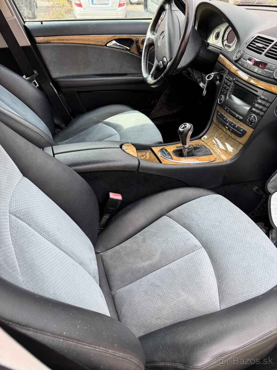 Mercedes-Benz E 320CDI - 4