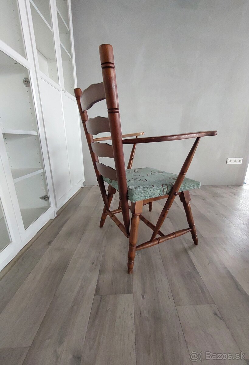Drevené stoličky - 4