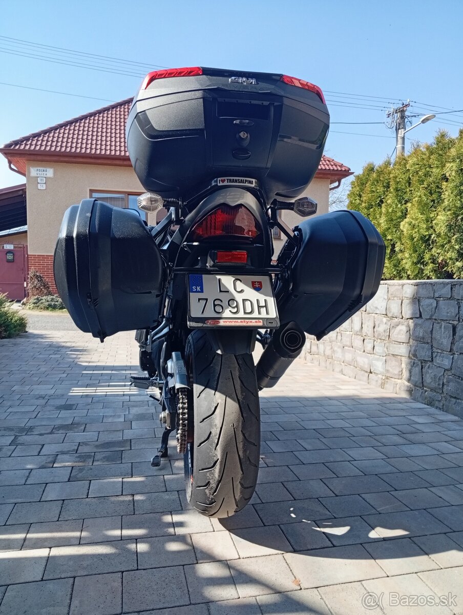 Suzuki gsx 1250 fa - 4