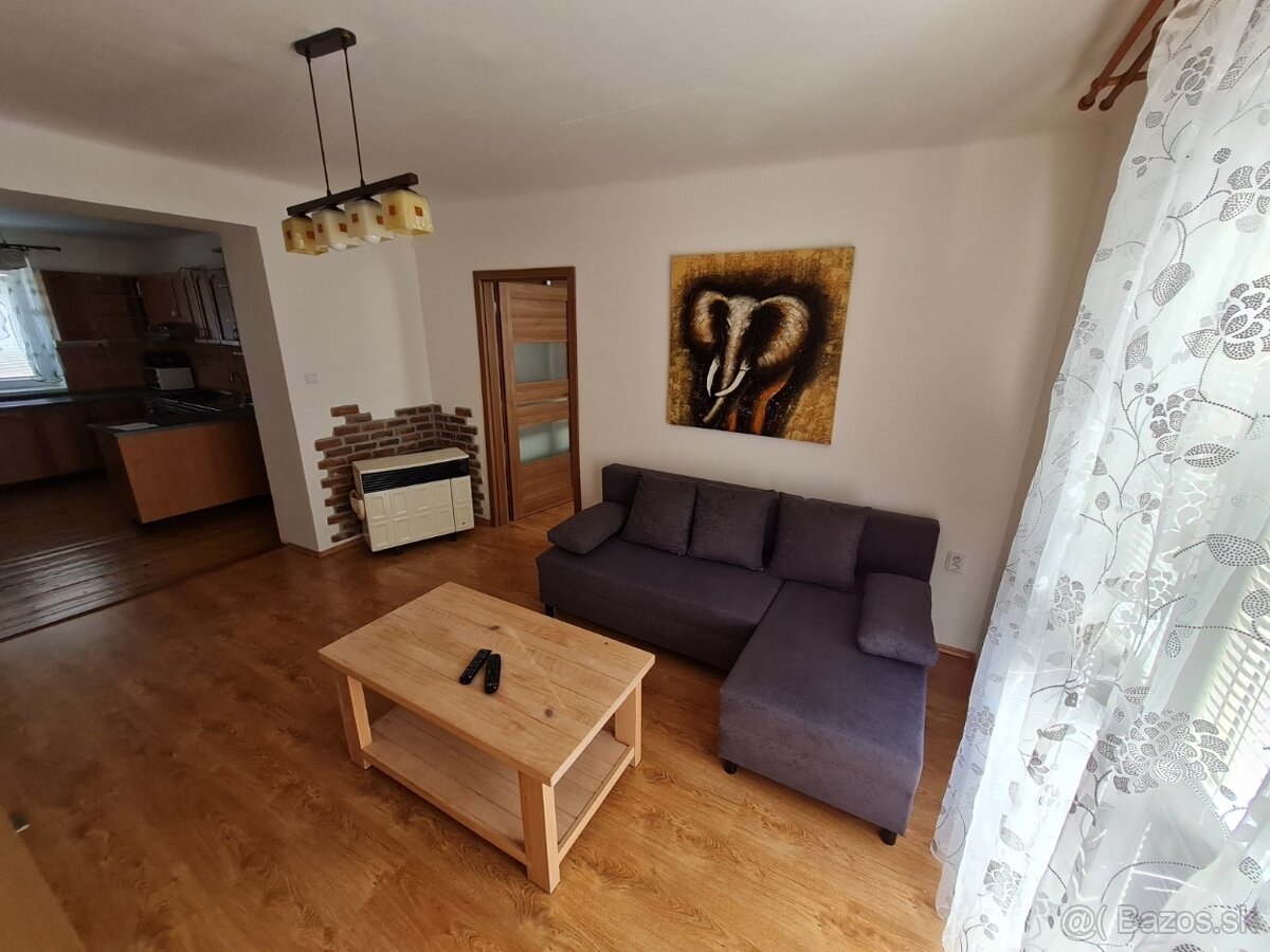 Na predaj ponúkame 2 - izbový byt v HC - 4