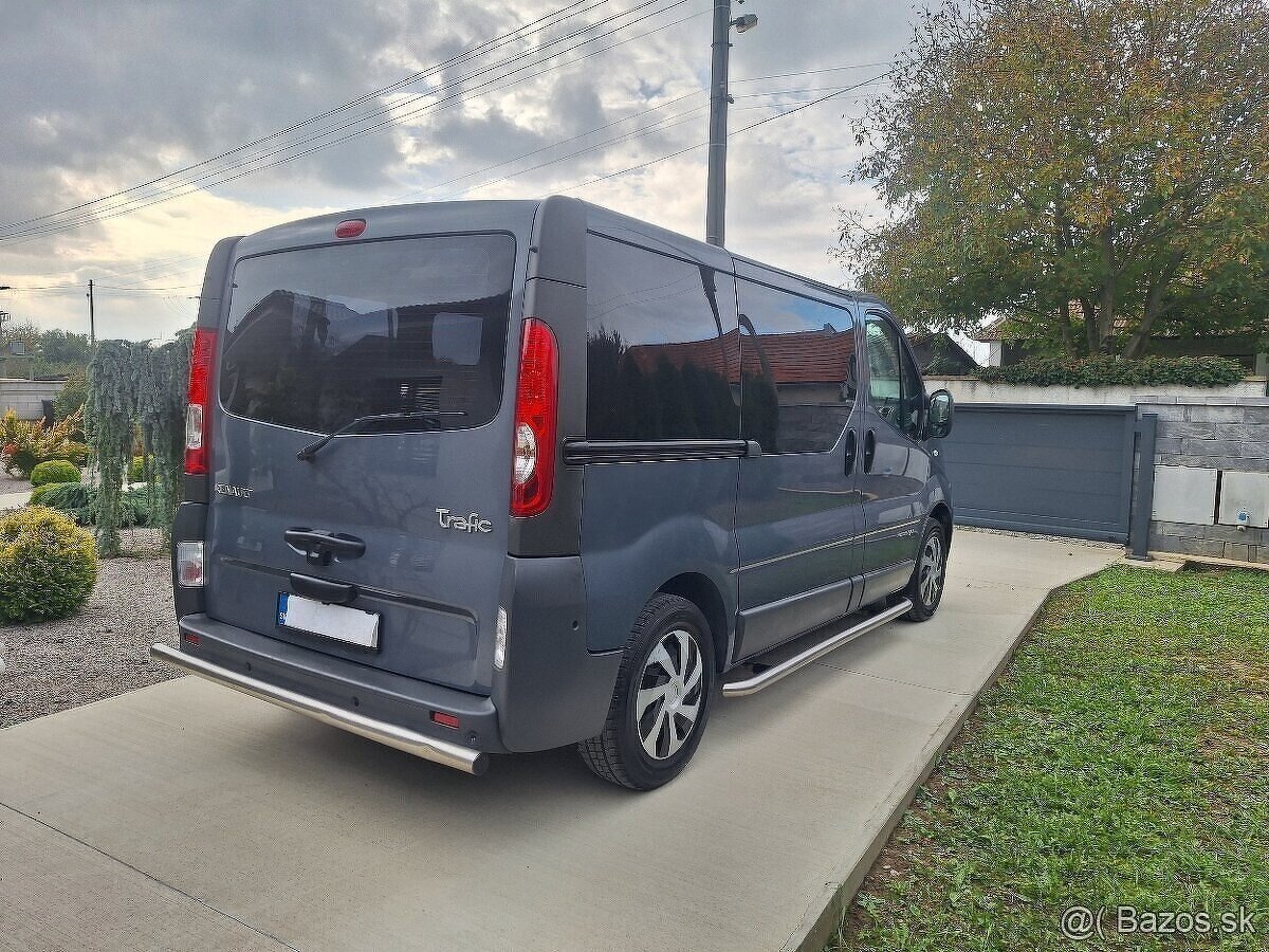 Renault Trafic Passenger 2.0 dCi 115k Automat A6 - 4