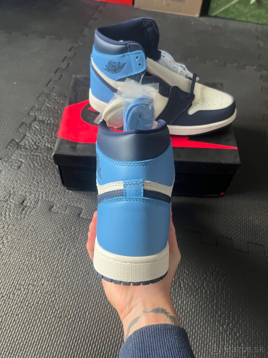 Nike Air Jordan 1 Obsidian - 4