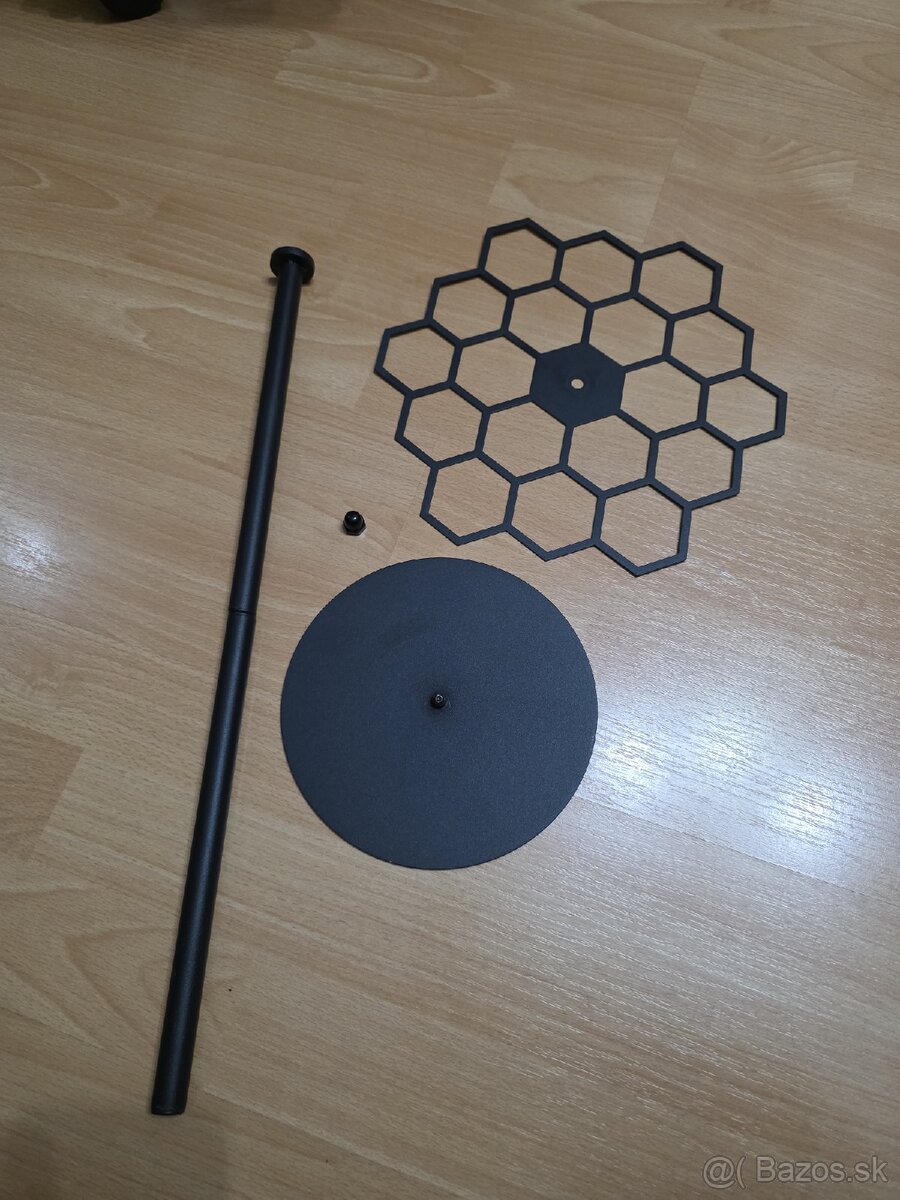 Stojan na medaile čisto nový - 4