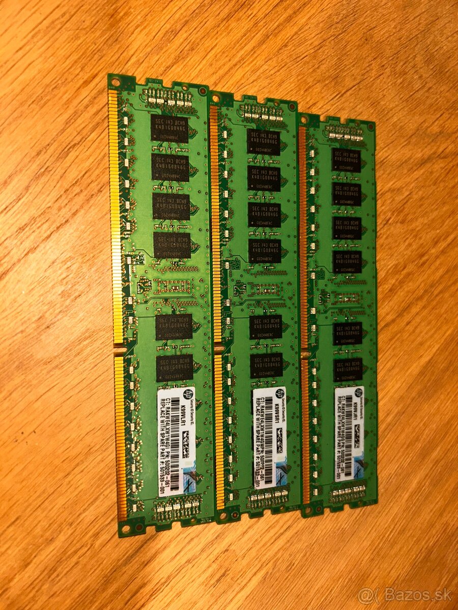 3x 2GB DDR3 ECC RAM Samsung pre servery (PC3-10600R) - 4
