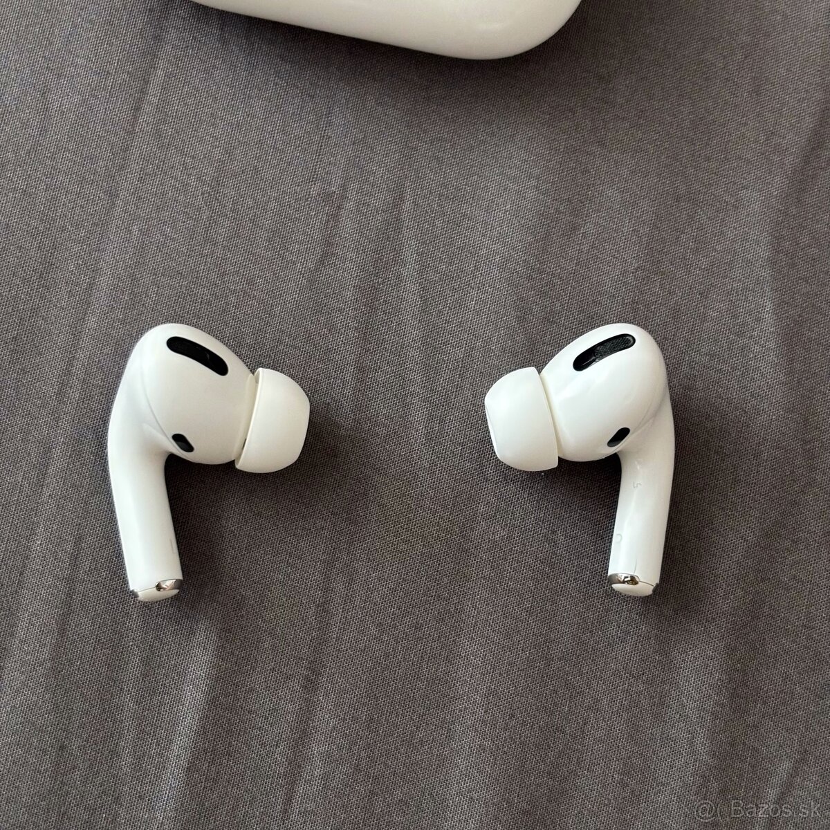 Apple AirPods Pro prvá generácia originál - 4