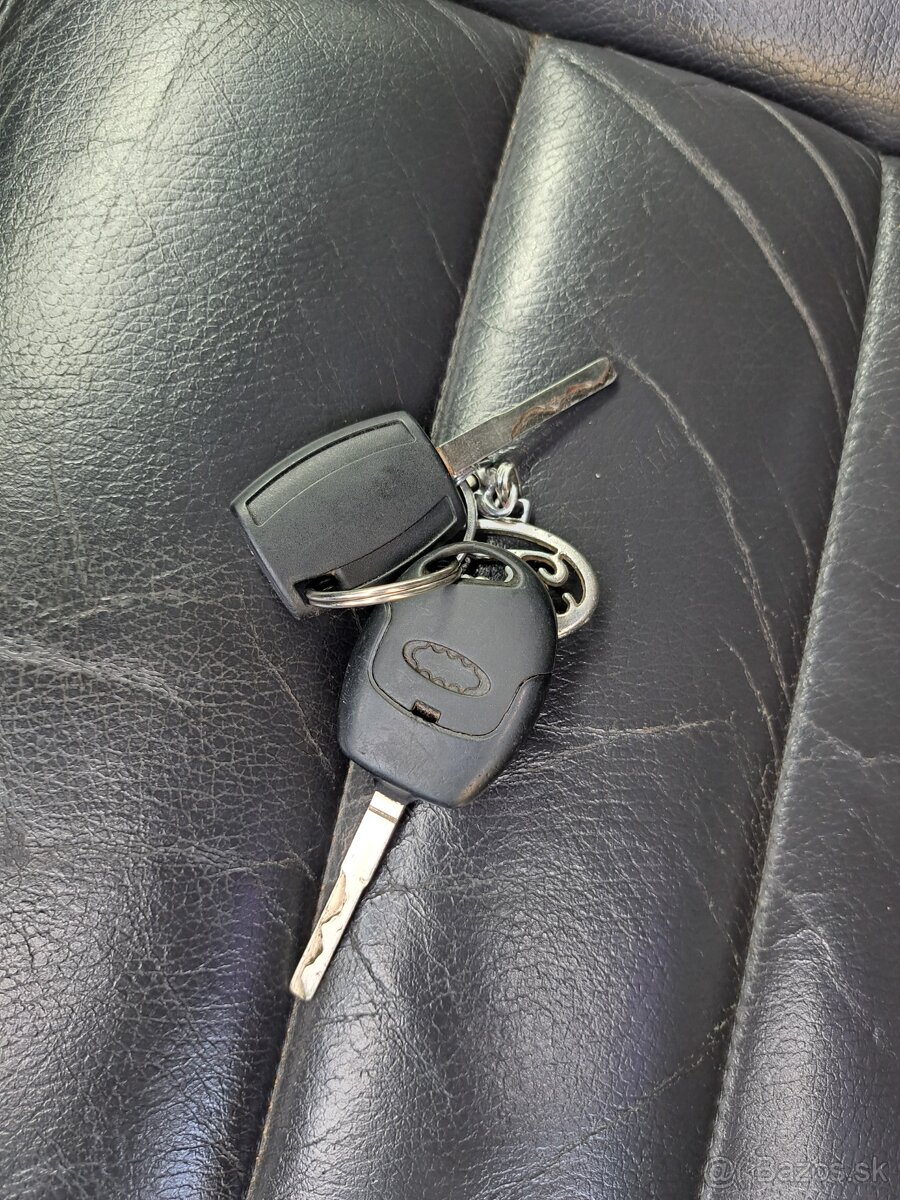 Ford Focus C-Max 1.6 tdci 80kwl - 4