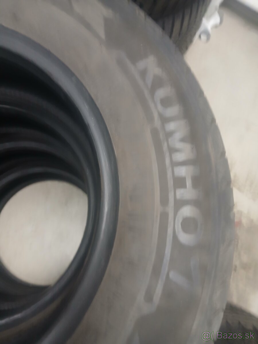 215 70 15c pneu Kumho - 4