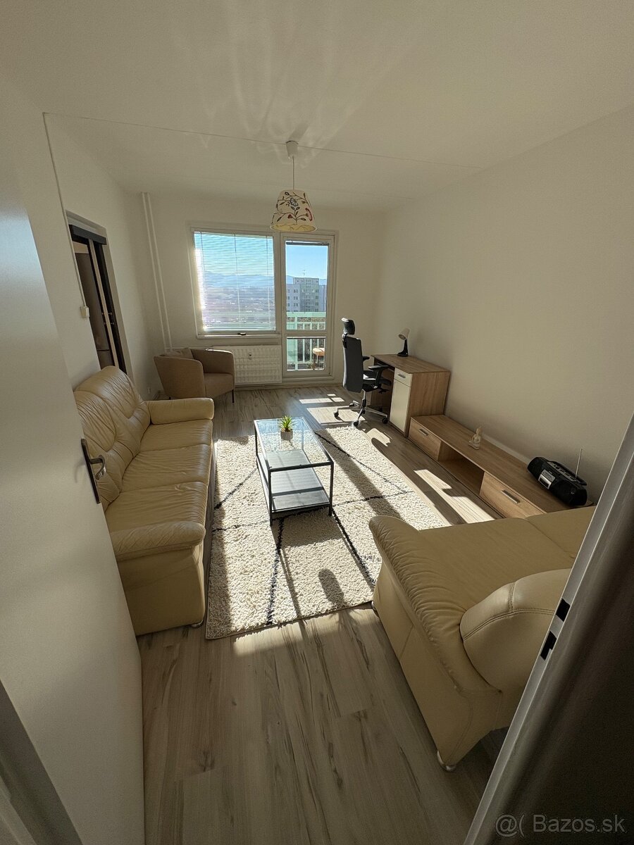 Prenajmem slnečný 2-izbový byt - 4