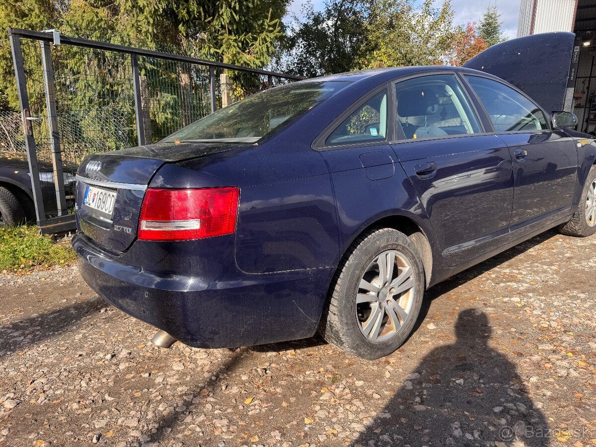 Rozpredam na náhradné diely Audi A6 C6 - 4